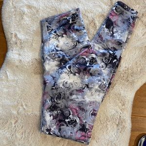 Lululemon Wunder Under Luon